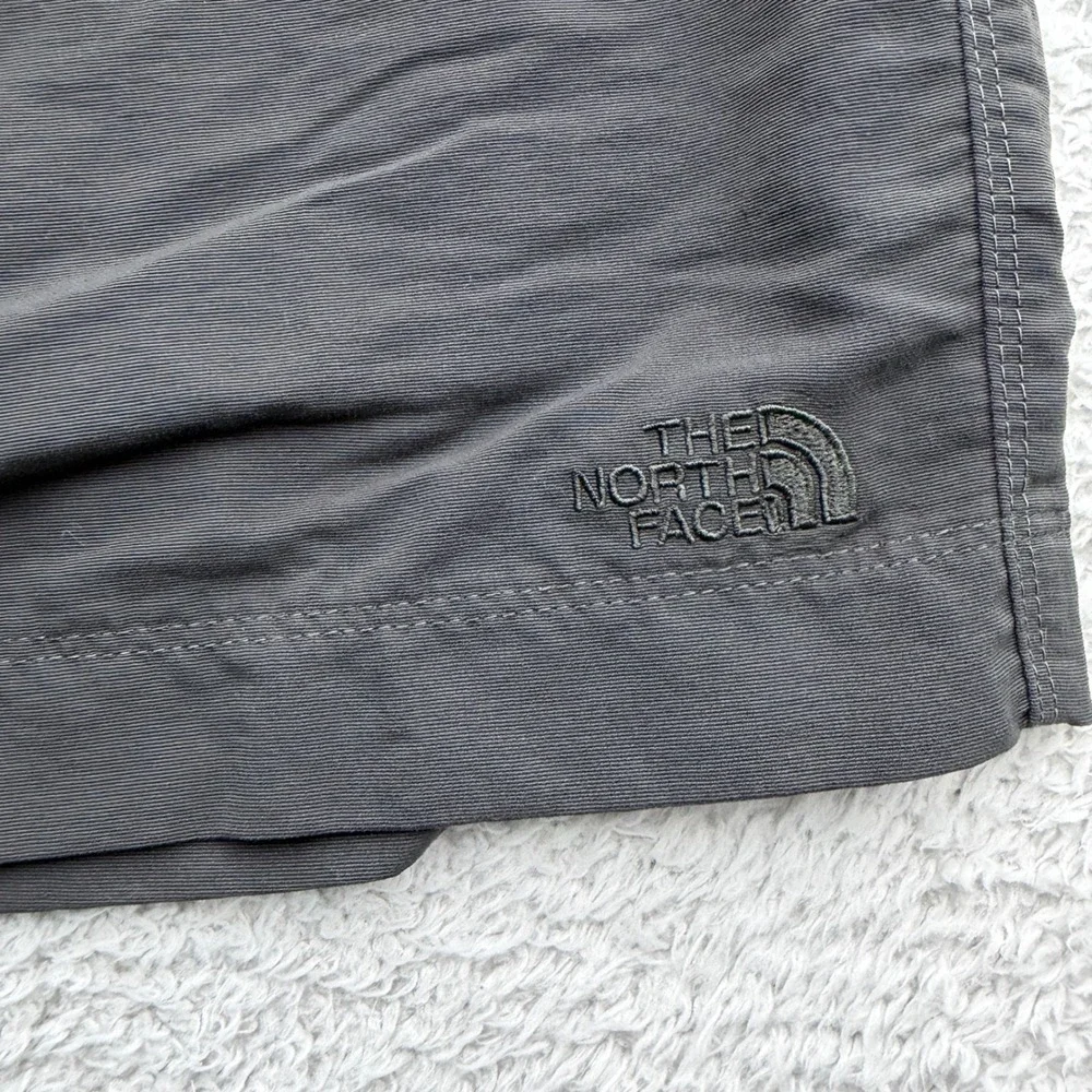 The North Face Mens Paramount Peak II Cargo Shorts Grey Nylon Hiking Size 34